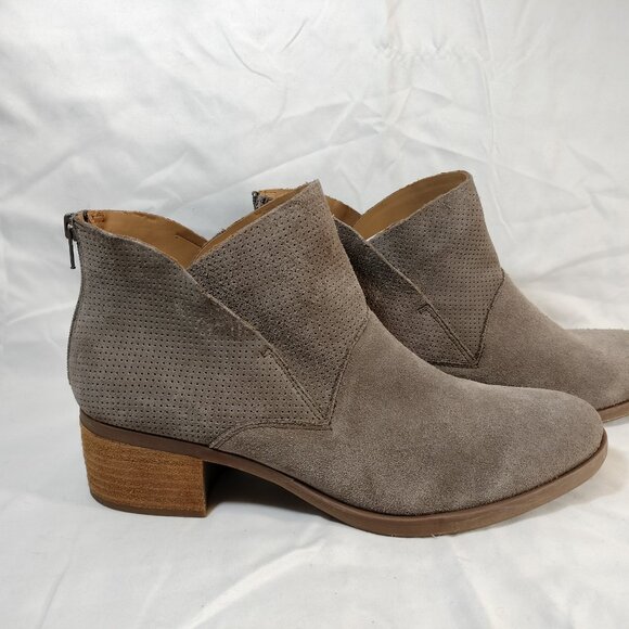 Kork Ease Maldon Suede Curved Bootie in Black - Picture 2 of 8